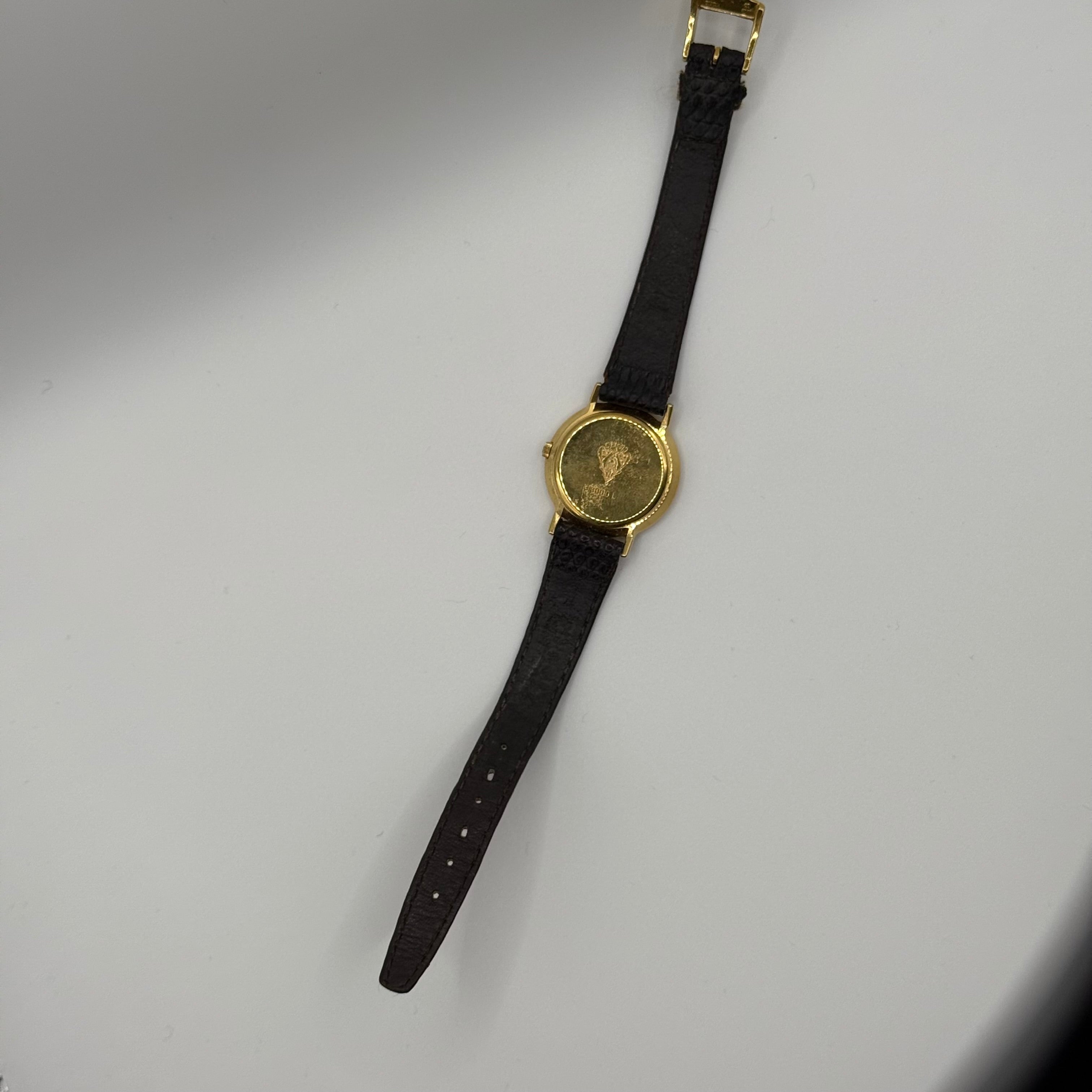 Pre used Vintage Gucci Watch 3000L
