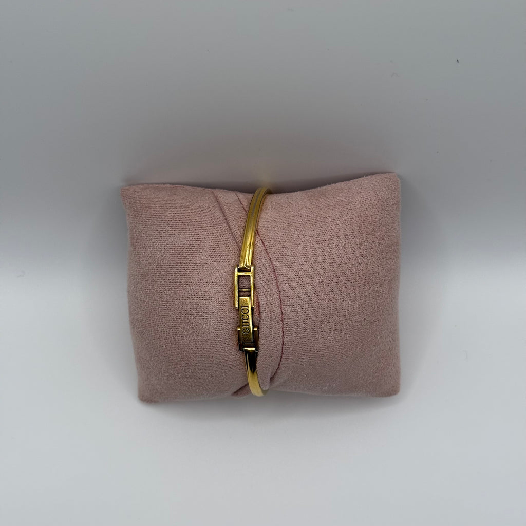 Gucci White Bezel Watch 11/12