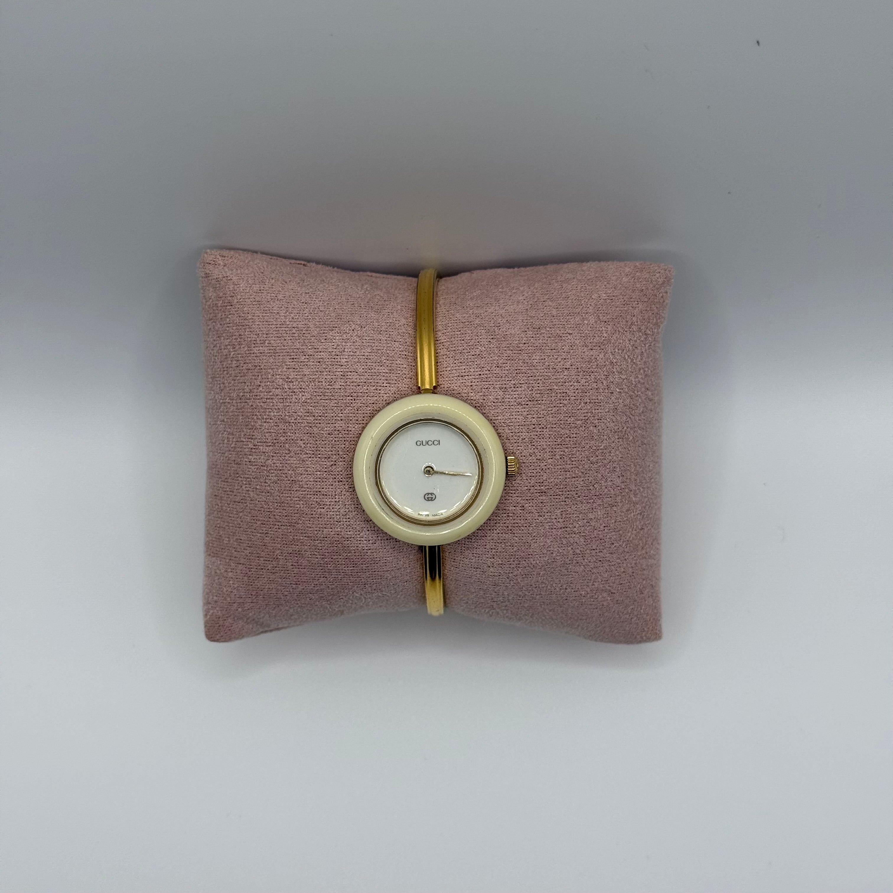 Gucci White Bezel Watch 11/12